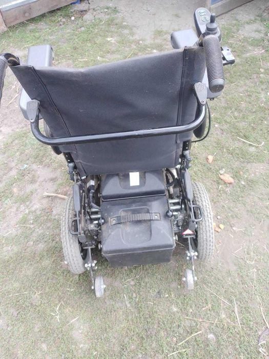 Крісло колісне Rumba з електричним приводом та сервокеруванням