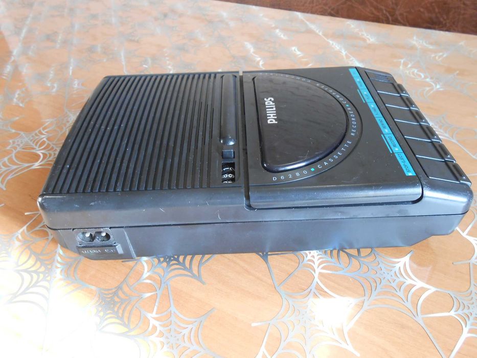 Магнитофон PHILIPS D6280/00