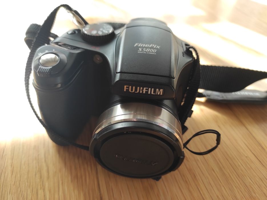Máquina Fotográfica Fujifilm S5800