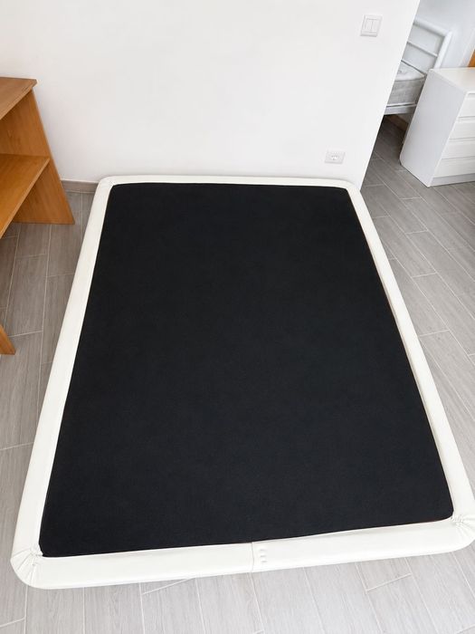 Base de cama e colchão