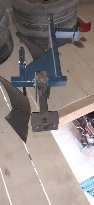 Плуг мототрактор