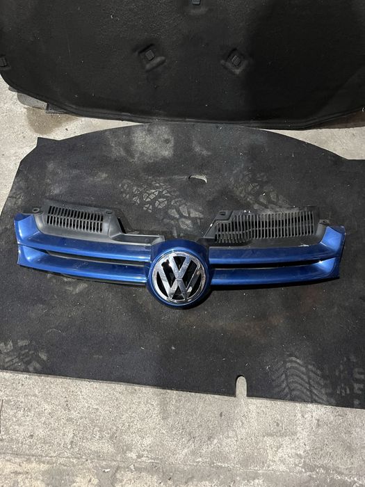 Бампер передній для фольцваген гольф 5, LA5K golf5