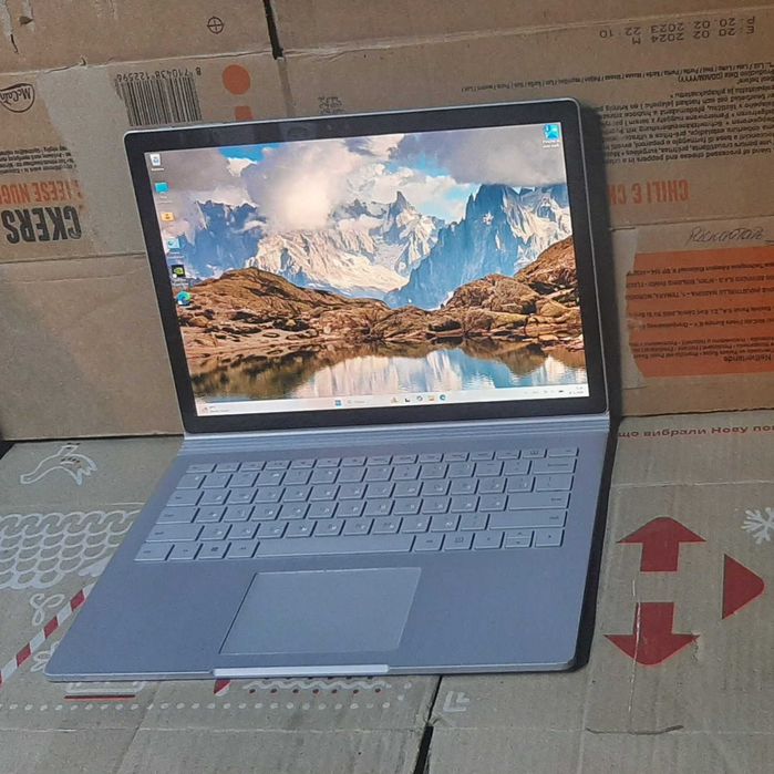 Ноутбук Microsoft Surface Book i7 13,5" 3K (3000×2000)
