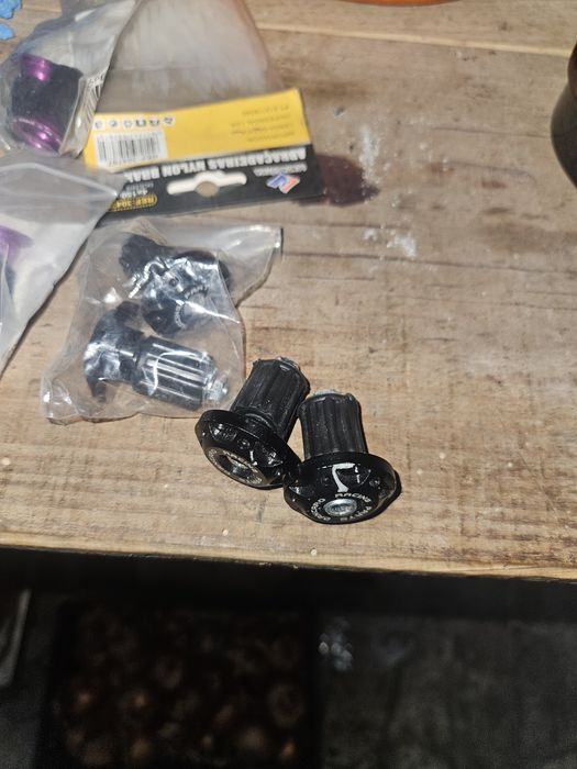 Bicycle Handlebar End Caps435649135405312004