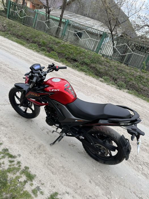 Продам ліфан 200