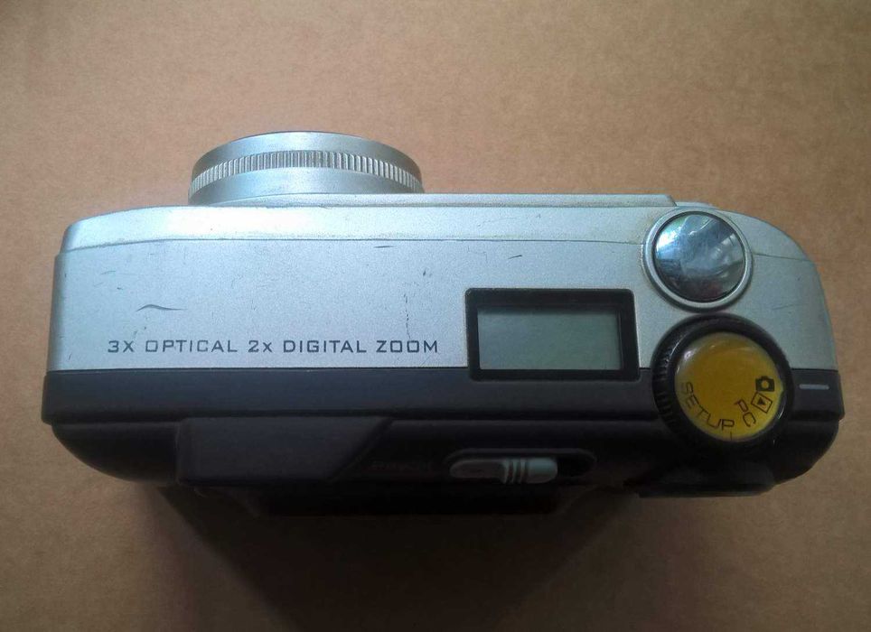 фотокамера Medion MD 9700 - колекційний антикваріат