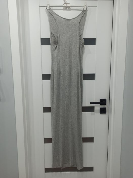 Szara dopasowana sukienka maxi z wiązaniem XS