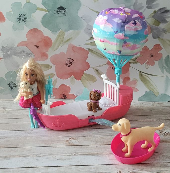 Barbie Chelsea magiczna łódka