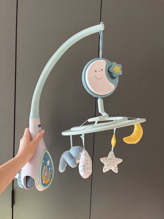 Мобіль в гарному стані Chicco