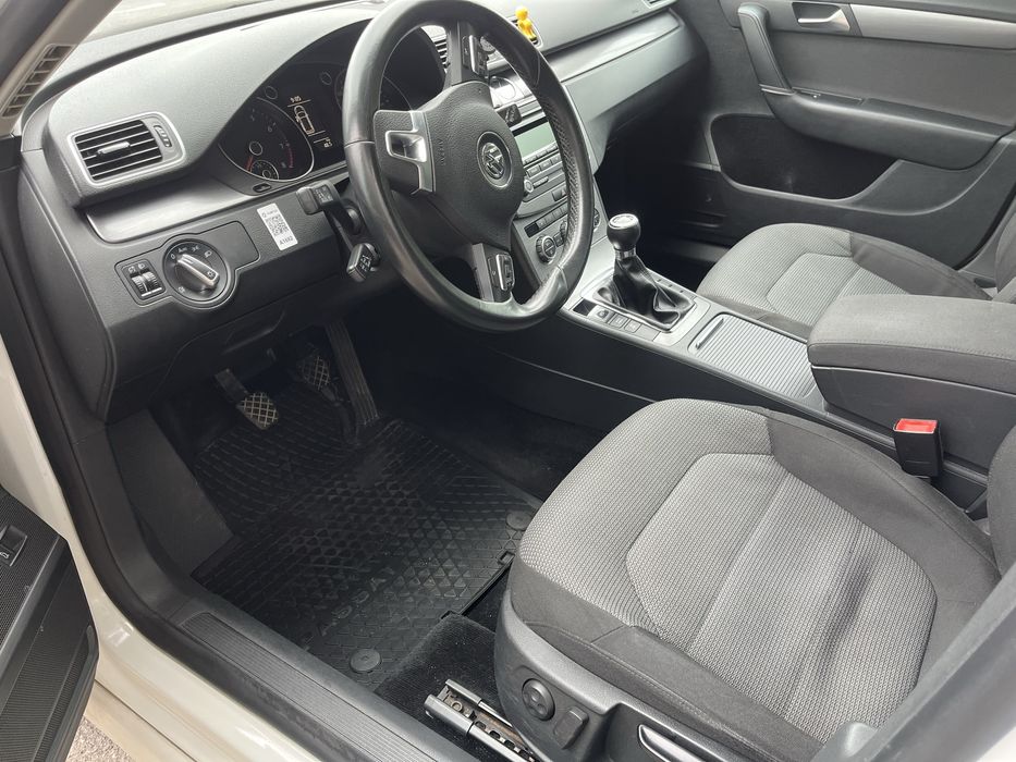 Volkswagen Passat 2012 VIN WVWZZZ3CZCE145841 фото оголошення 16 з 24