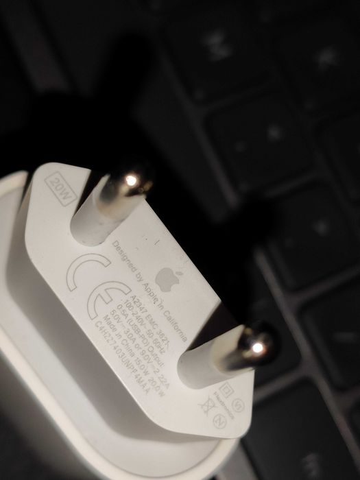Carregador 20W  USB-C Apple