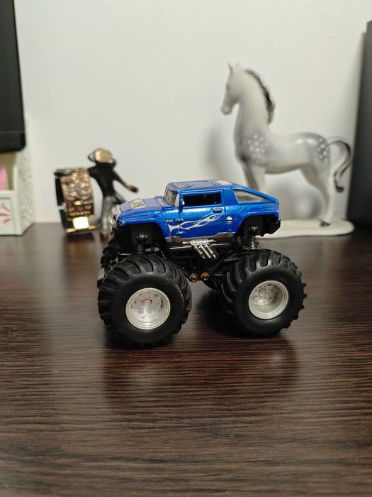 Maisto Hummer HX monster truck машинка синя 1/64