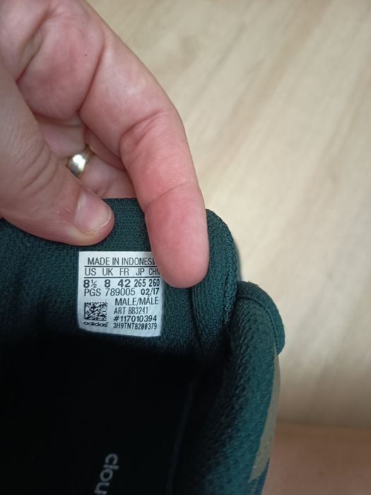 Tênis Nike pretos .