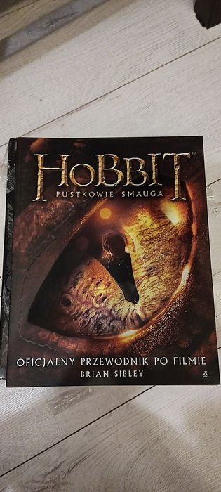 HOBBIT gry i zabawy oraz przewodnik po filmie 3 książki