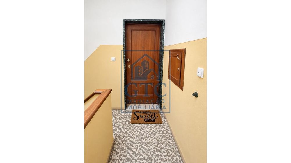 Apartamento T2 Baixa da Banheira