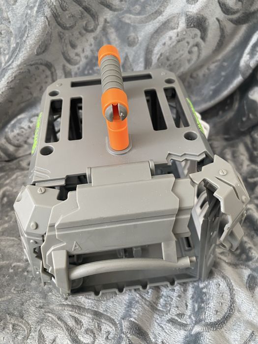 Klatka dla dinozaurów Untamed