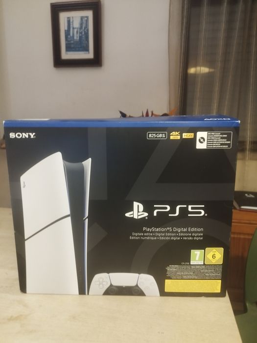 PS5 Slim Digital Edition 825GB SSD