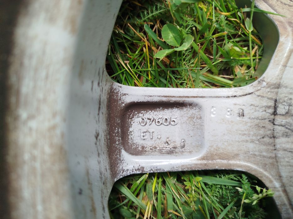 Felgi 15 z oponami letnimi  opel