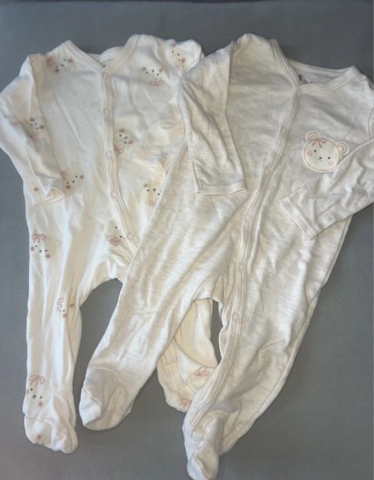 Śpioszki dla dziewczynki