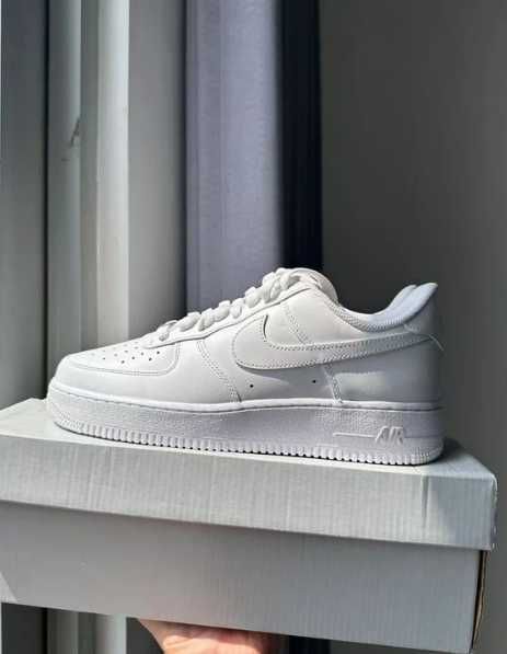 Nike_Air_Force_1_Low_'07_White męskieTrampki r.42