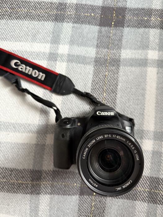 Фотоапарат Б/У Canon EOS 60D Kit