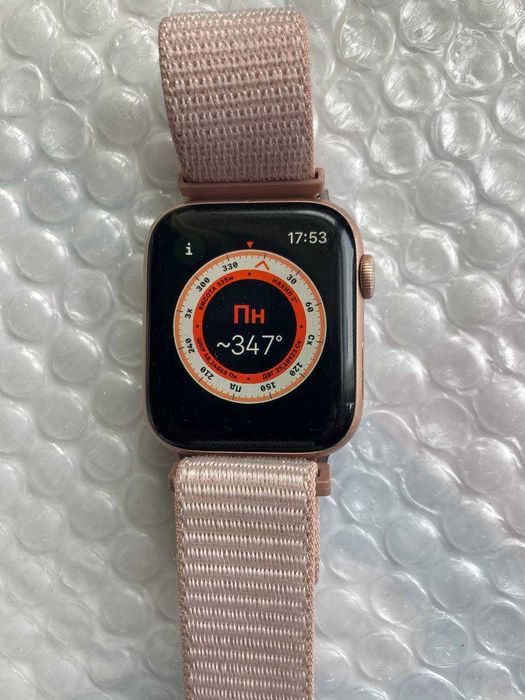 Gold  золоті Apple Watch Series 5 44 mm акб 87% рідна з захисним склом