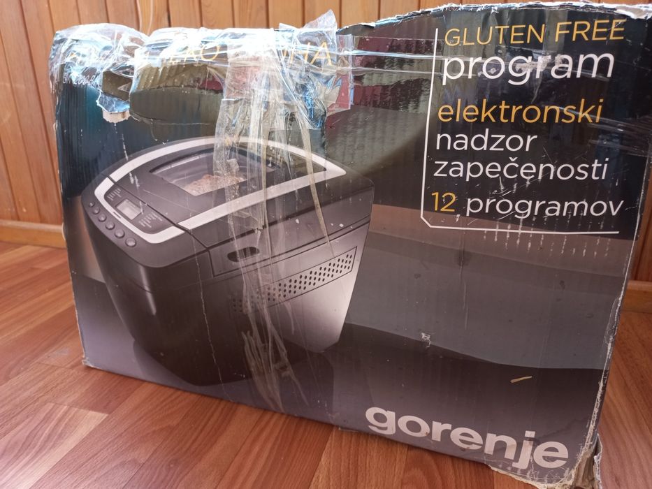 Хлібопіч Gorenje BM1200BK