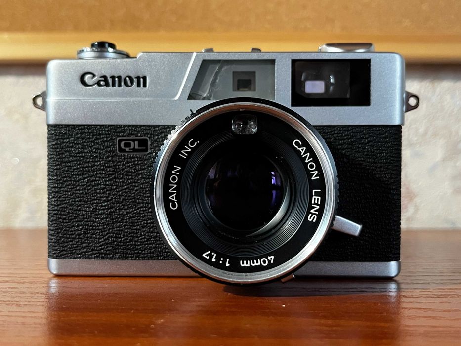 Canon Canonet QL17