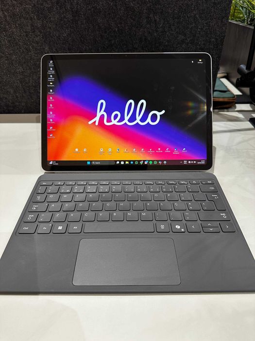 Microsoft Surface pro 12 inch model 2025