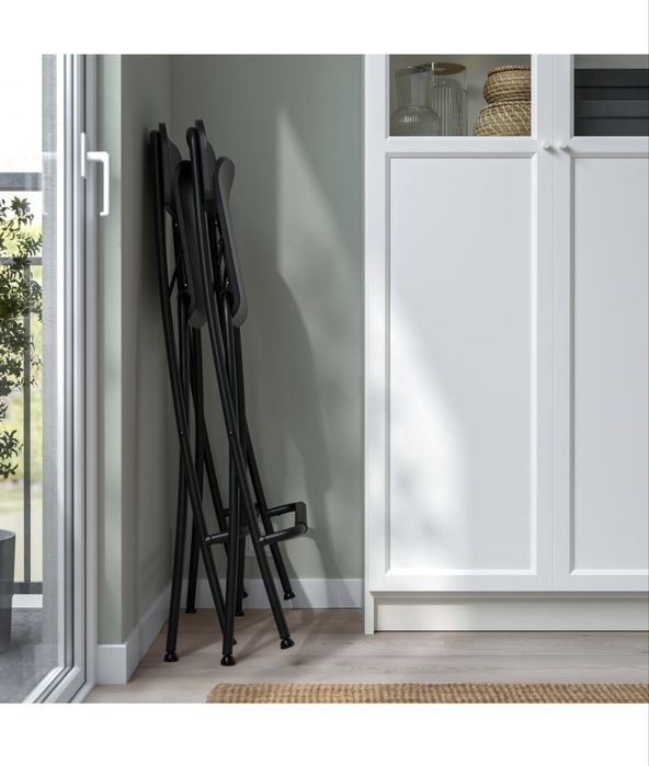 Cadeira alta c/ encosto Franklin IKEA, dobravel, 63cm preto como novo