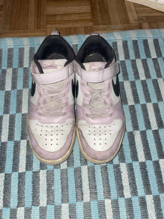 Tenis nike rosa e branco