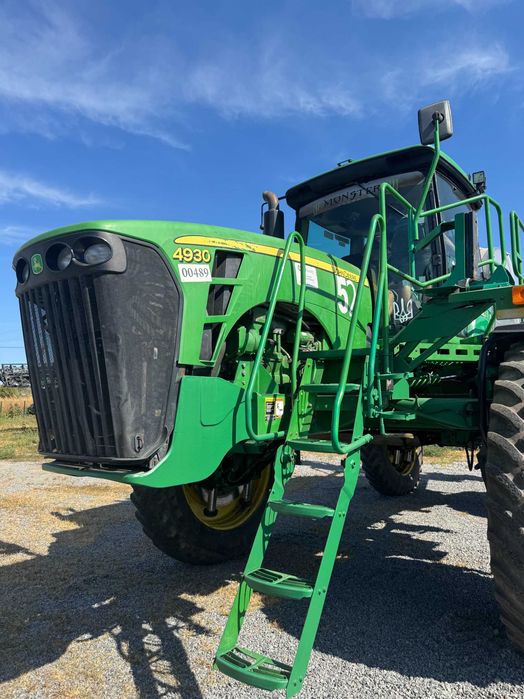 самохідний обприскувач John deere 4930