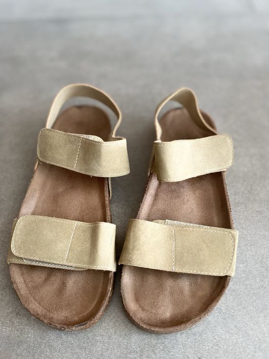 Сандалі на хлопчика 36 р reserved