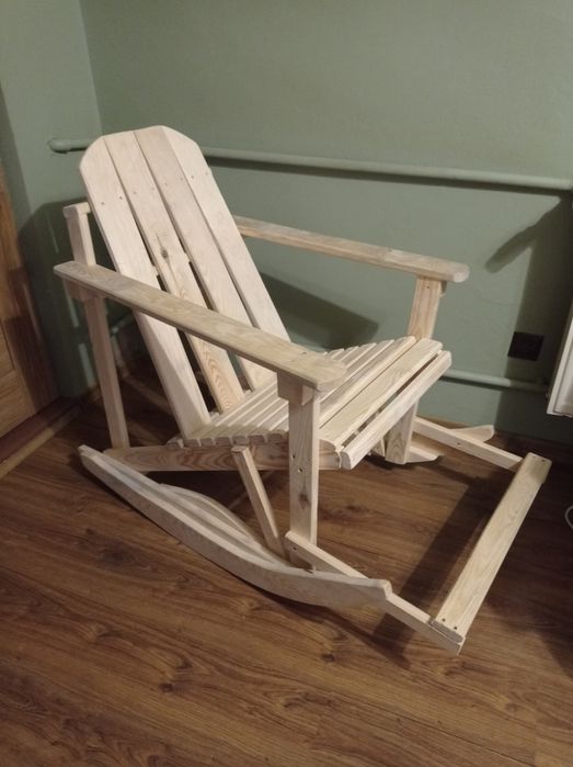 Fotel bujany heblowany