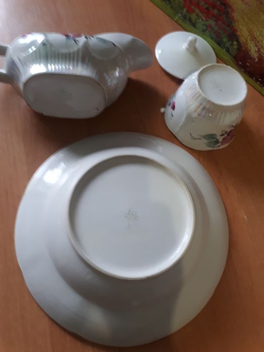 Наборы, тарелки , блюдце антиквариат