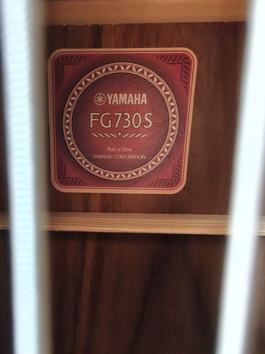 Yamaha FG730S nt gitara akustyczna + pokrowiec