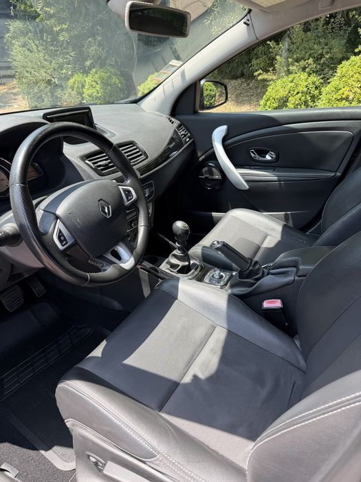 Renault Megane lll Bose Edition / 1.5dCi / 238.500kms
