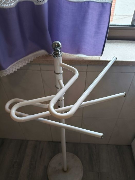 Suporte de toalhas para casa de banho