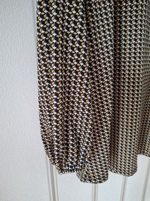 Bluzka w kolorowe sześciany - efekt 3D - elastyczna -Adrianna Papell -