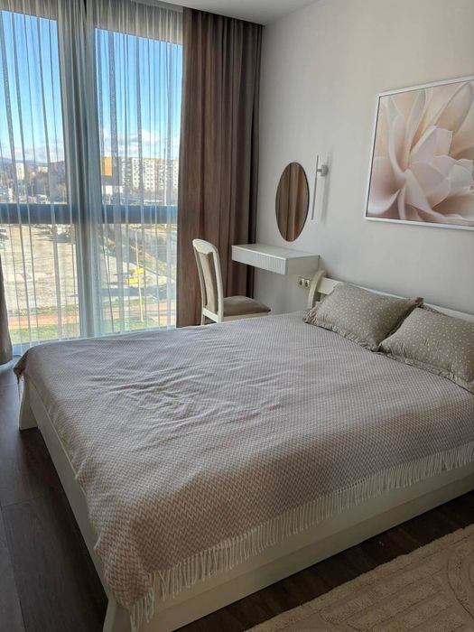 Оренда 1,5 кімнатної квартири в новому районі  з собачкою