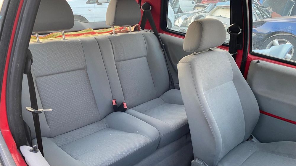 SEAT AROSA 1.0 de 2001 Para Peças-Motor AUC Caixa ESY