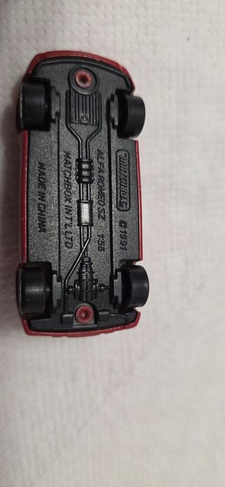 Matchbox alfaromeo SZ z 1991 r