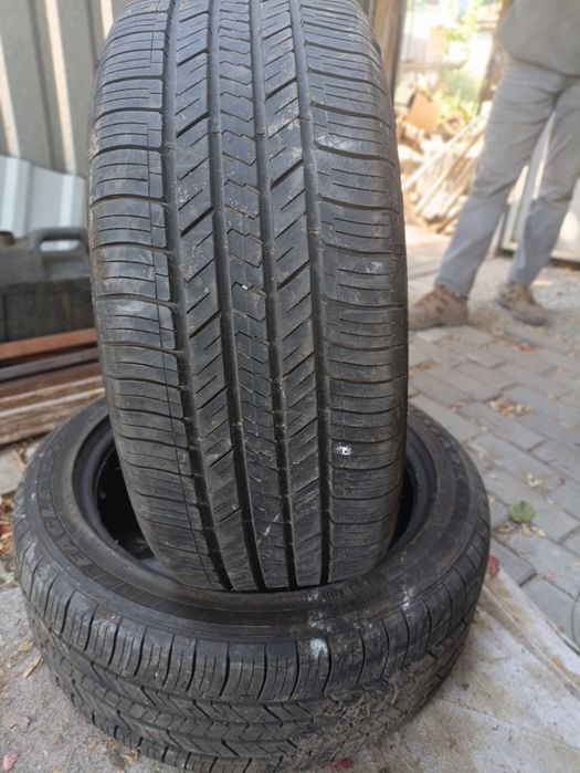 Продам шины 235.45R18