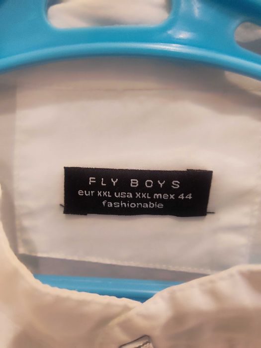 Сорочка білого кольору, розмір 44