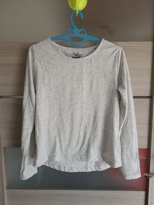 Два реглани не ношені переросли