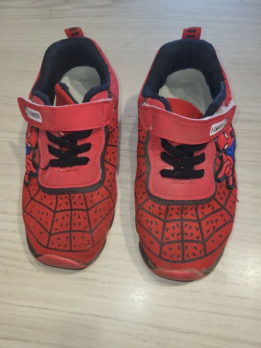 Adidasy Spidermen 30