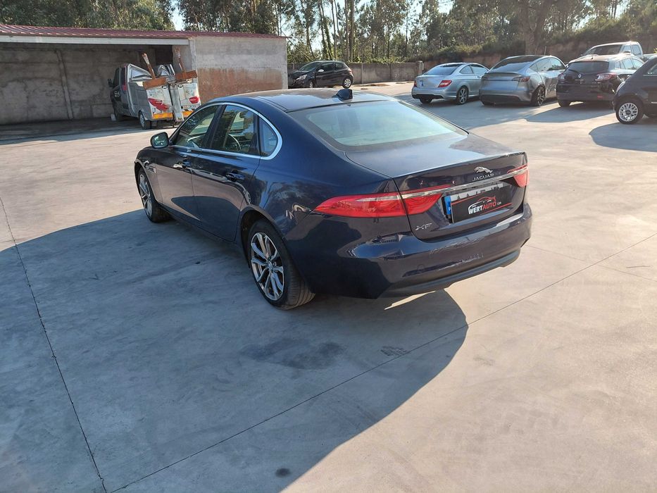 Jaguar XF 2.0D  2015 Salvado/ Avaria Motor