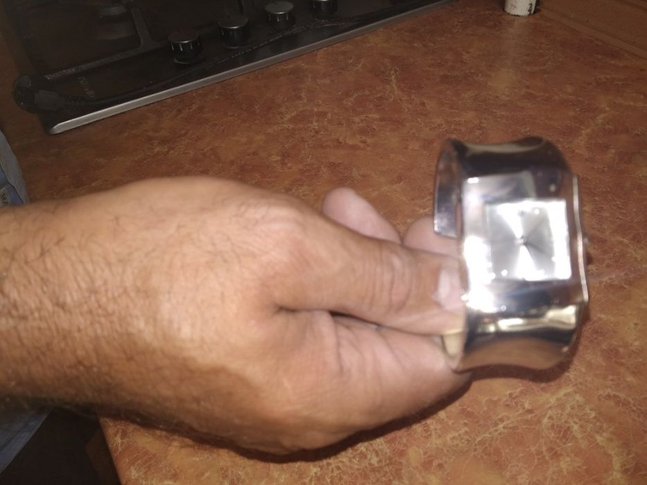 Женские кварцевые часы