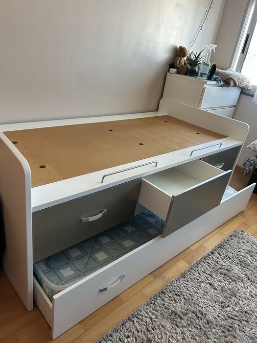 Cama de Solteiro com Gavetão