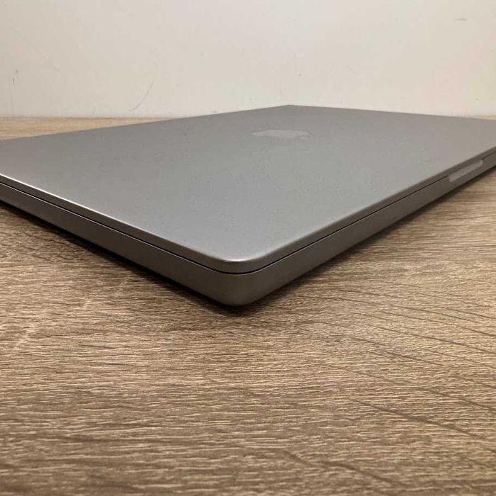 Macbook Pro 16" 2023 M2 Max / 32Gb DDR5 / SSD 512Gb (код: M1134)